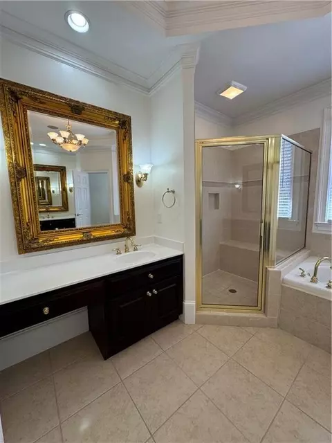 Bath - 8945 Forest Path Dr, Gainesville, GA 30506 photo 6 of 12