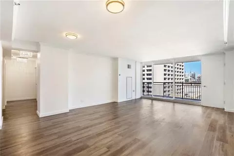620 Peachtree St NE #1613, Atlanta, GA 30308