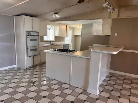 75 Lang Cir, Covington, GA 30014 photo 5