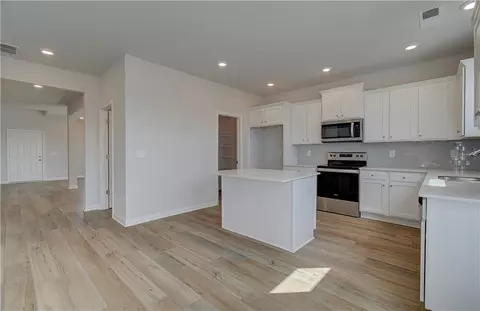 97 Dane Pl, Newnan, GA 30263 photo 3