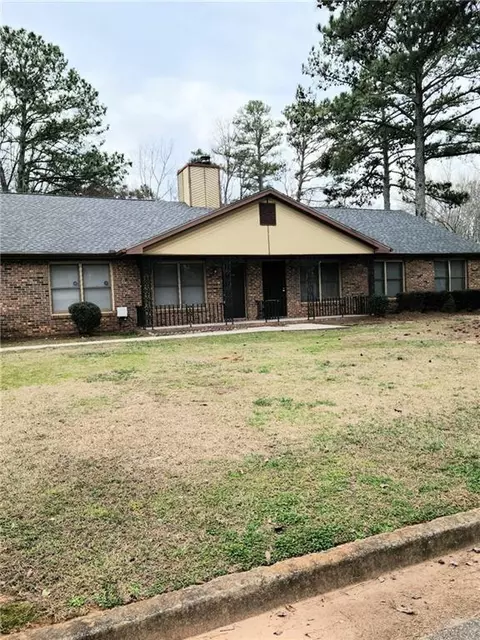2131 Fairway Ct SE, Conyers, GA 30013