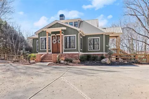 5247 Couch Rd, Flowery Branch, GA 30542