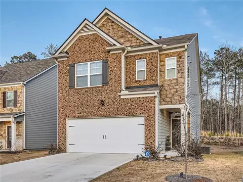 894 Bentley Dr, Fairburn, GA 30213