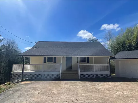 297 Deerwood Cir, Dahlonega, GA 30533