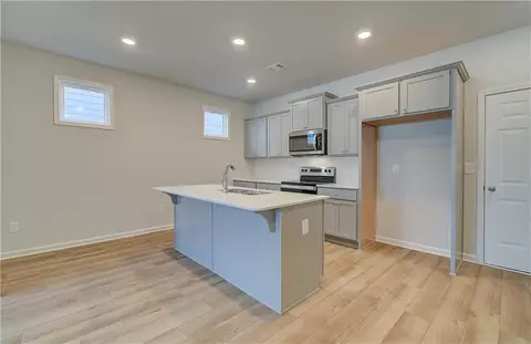 4631 Blake Loop, Atlanta, GA 30349 photo 6