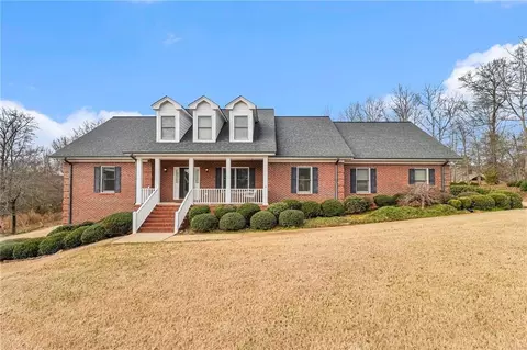 162 Cotton Creek Dr, Mcdonough, GA 30252