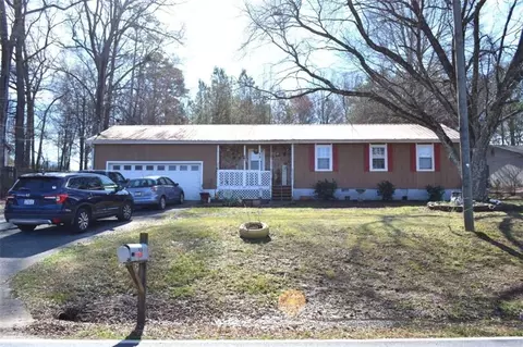 58 Arnold Rd SW, Cartersville, GA 30120