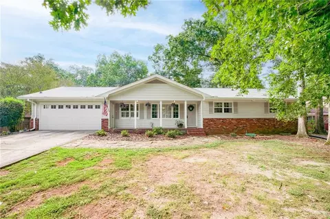 5276 Pounds Dr S, Stone Mountain, GA 30087