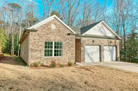 Exterior - 340 Willow Shoals Dr, Covington, GA 30016 photo 7 of 12
