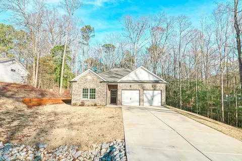 Exterior - 340 Willow Shoals Dr, Covington, GA 30016 photo 2 of 12