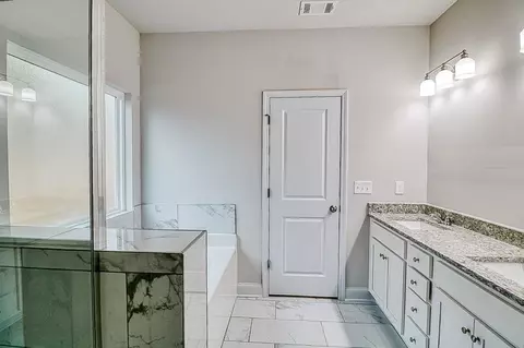 Bath - 340 Willow Shoals Dr, Covington, GA 30016 photo 2 of 9