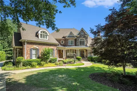 2950 Gainesway Ct, Cumming, GA 30041
