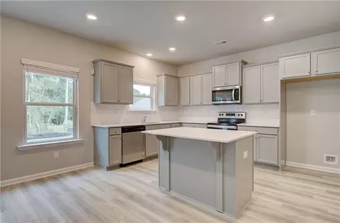 128 Cabin Way, Hampton, GA 30228 photo 5