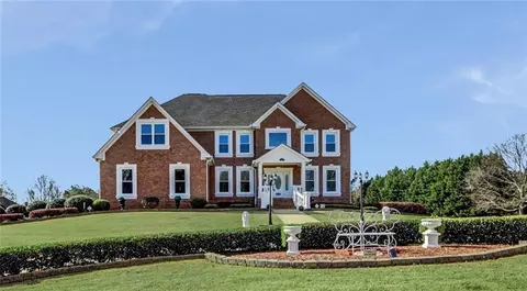 2515 Richards Walk, Loganville, GA 30052