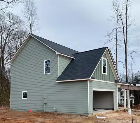Exterior - 295 Quail Forest Cir, Toccoa, GA 30577 photo 8 of 17