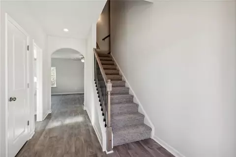 Entry Way - 295 Quail Forest Cir, Toccoa, GA 30577 photo 2 of 8