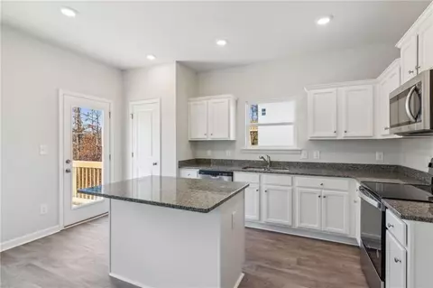 Kitchen - 295 Quail Forest Cir, Toccoa, GA 30577 photo 1 of 6