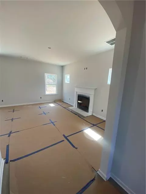 Living - 295 Quail Forest Cir, Toccoa, GA 30577 photo 3 of 5