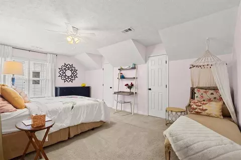 Bedroom - 1820 Oak Wind Ln, Buford, GA 30519 photo 3 of 8