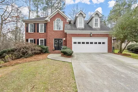 1820 Oak Wind Ln, Buford, GA 30519