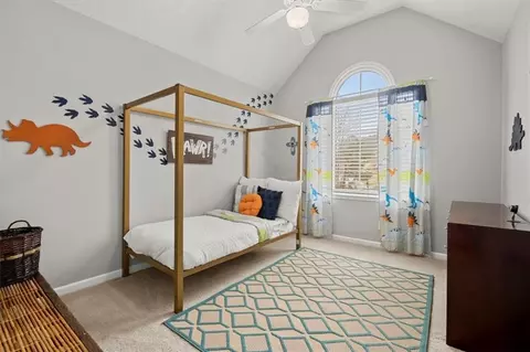 Bedroom - 1820 Oak Wind Ln, Buford, GA 30519 photo 5 of 8