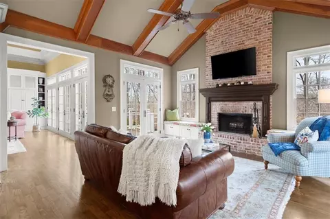 Living - 110 Old Barn Ct, Milton, GA 30004 photo 3 of 11