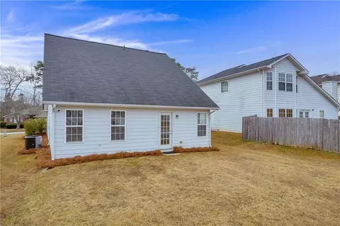 Exterior - 240 Lakeview Trl, Covington, GA 30016 photo 8 of 10