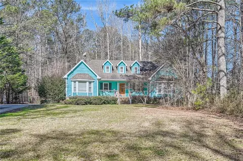 3525 Rock Falls Dr, Snellville, GA 30039