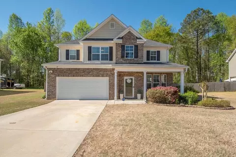 1016 Bluecoat Cir, Hampton, GA 30228