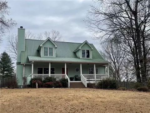 167 River Rock Dr, Dahlonega, GA 30533