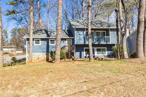 4100 Stutz Ct, Tucker, GA 30084