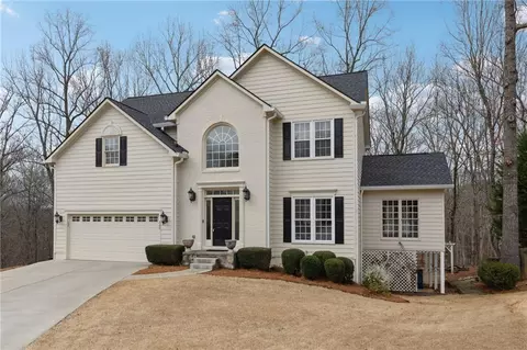 520 Tumbling Creek Dr, Alpharetta, GA 30005
