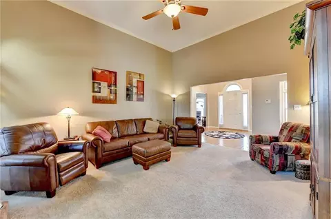 3660 Paddock Xing, Suwanee, GA 30024 photo 8
