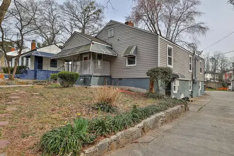 537 W Lake Ave NW, Atlanta, GA 30318