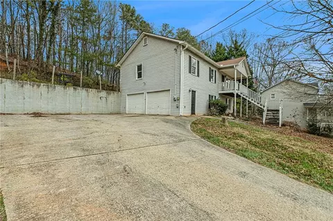 103 Benell Ct, Dallas, GA 30132
