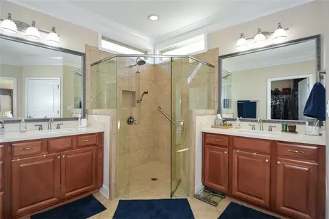 Bath - 124 Laurel Glory Rd, Canton, GA 30114 photo 1 of 7