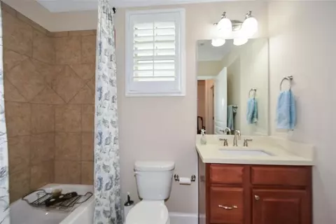 Bath - 124 Laurel Glory Rd, Canton, GA 30114 photo 5 of 7
