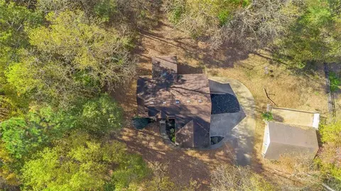 2027 Thomas Rd, Canton, GA 30115 photo 3
