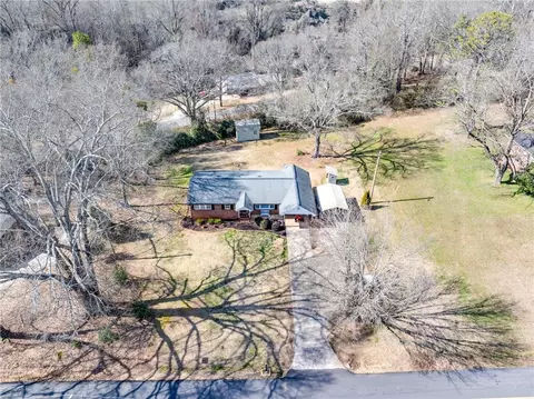 View/Area - 482 Scott St, Commerce, GA 30529 photo 1 of 6