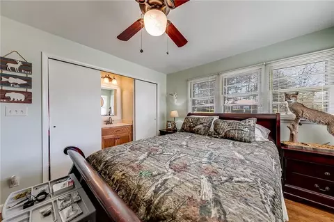 Bedroom - 482 Scott St, Commerce, GA 30529 photo 2 of 4