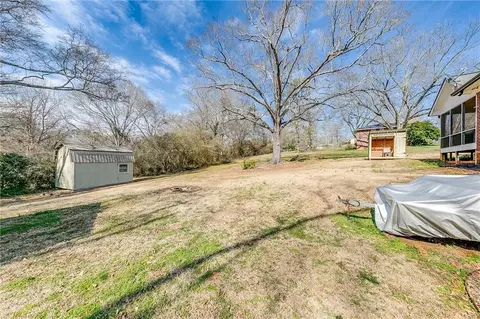 Exterior - 482 Scott St, Commerce, GA 30529 photo 8 of 11
