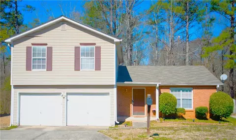 772 Kilkenny Cir, Lithonia, GA 30058