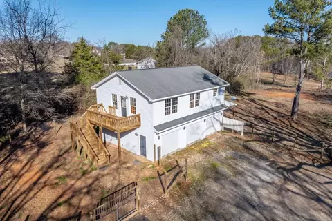 1811 Rock Creek Rd, Toccoa, GA 30577