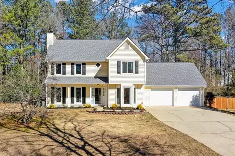 1186 Crestbrook Dr, Mableton, GA 30126