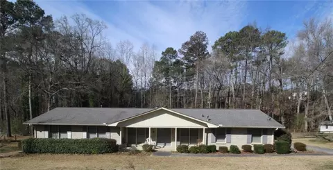 5717 Pinedale Cir, Sugar Hill, GA 30518