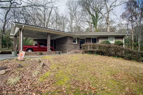 209 Hillcrest Dr, Calhoun, GA 30701