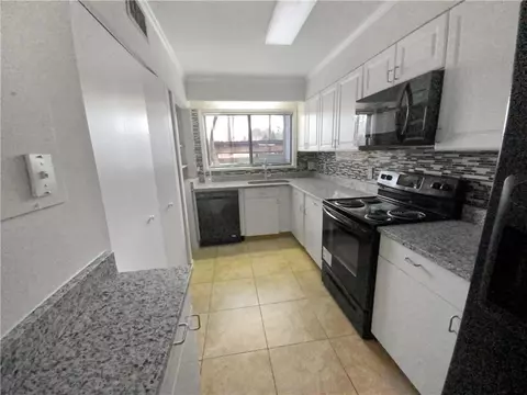 10 Willowick Dr, Lithonia, GA 30038 photo 6