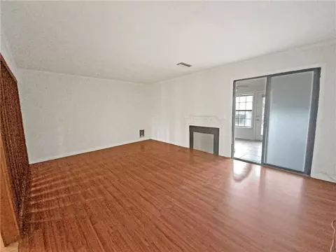 10 Willowick Dr, Lithonia, GA 30038 photo 3