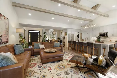 Living - 505 Heddingham Ct, Milton, GA 30004 photo 4 of 7