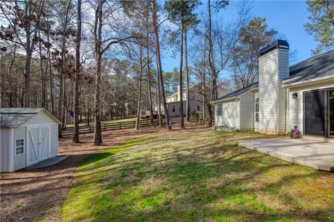 Exterior - 505 Heddingham Ct, Milton, GA 30004 photo 6 of 15